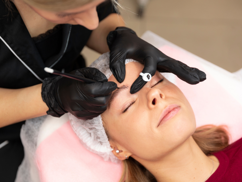 Microblading fio a fio: saiba tudo sobre essa técnica