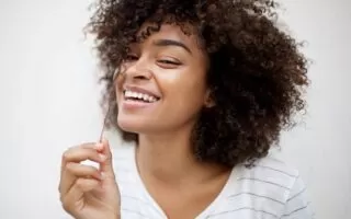 Tipos de cachos: como identificar a curvatura do seu cabelo