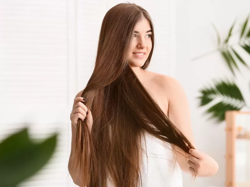 Como fazer o cabelo crescer mais rápido: 10 passos infalíveis